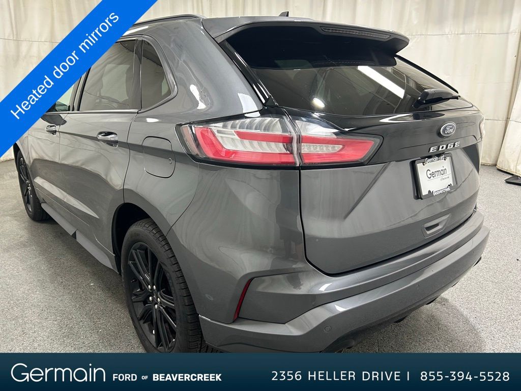 2021 Ford Edge ST photo 5