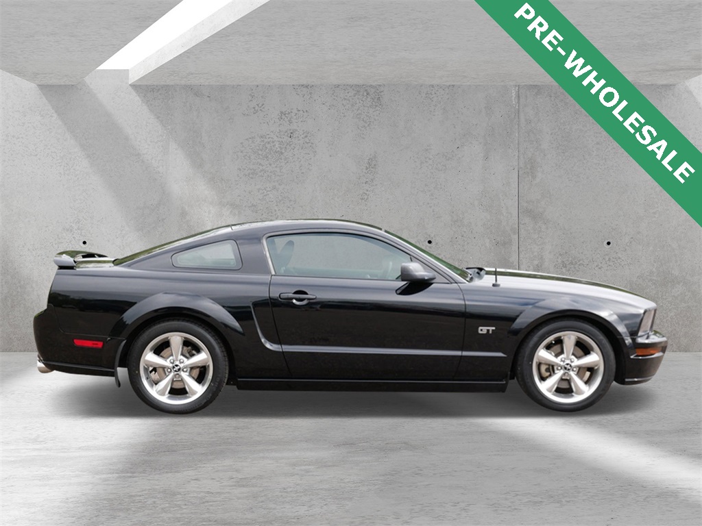 Used 2007 Ford Mustang GT Premium with VIN 1ZVHT82H375315025 for sale in White Bear Lake, Minnesota