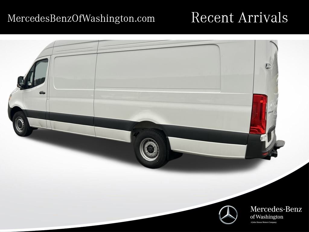 2026 Mercedes-Benz Sprinter Cargo Van Base's photo