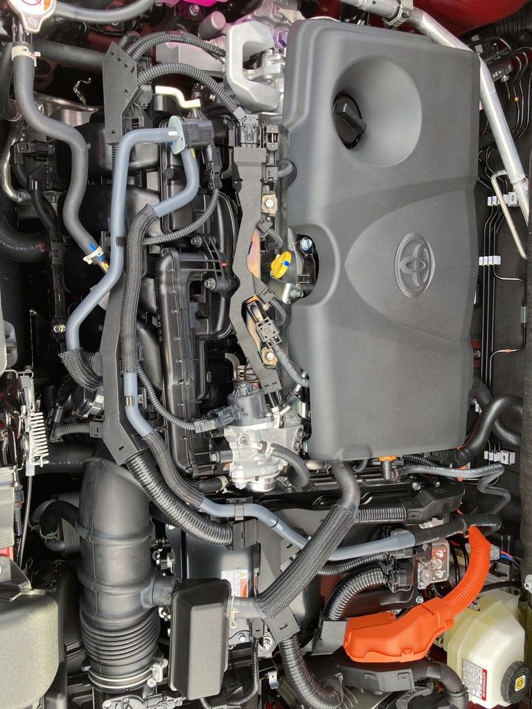 2025 Toyota RAV4 XLE photo 36