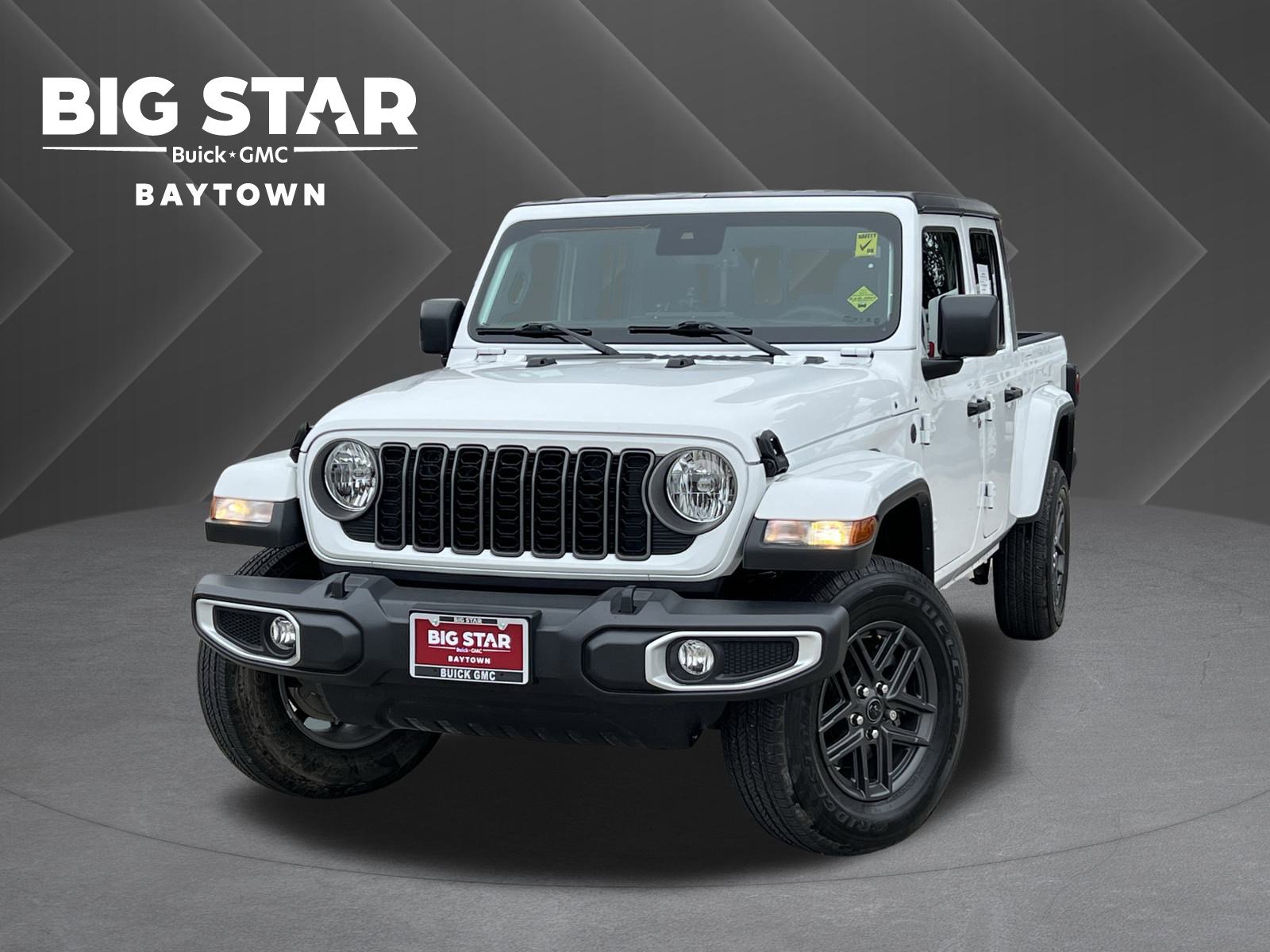 2024 Jeep Gladiator Sport S's photo