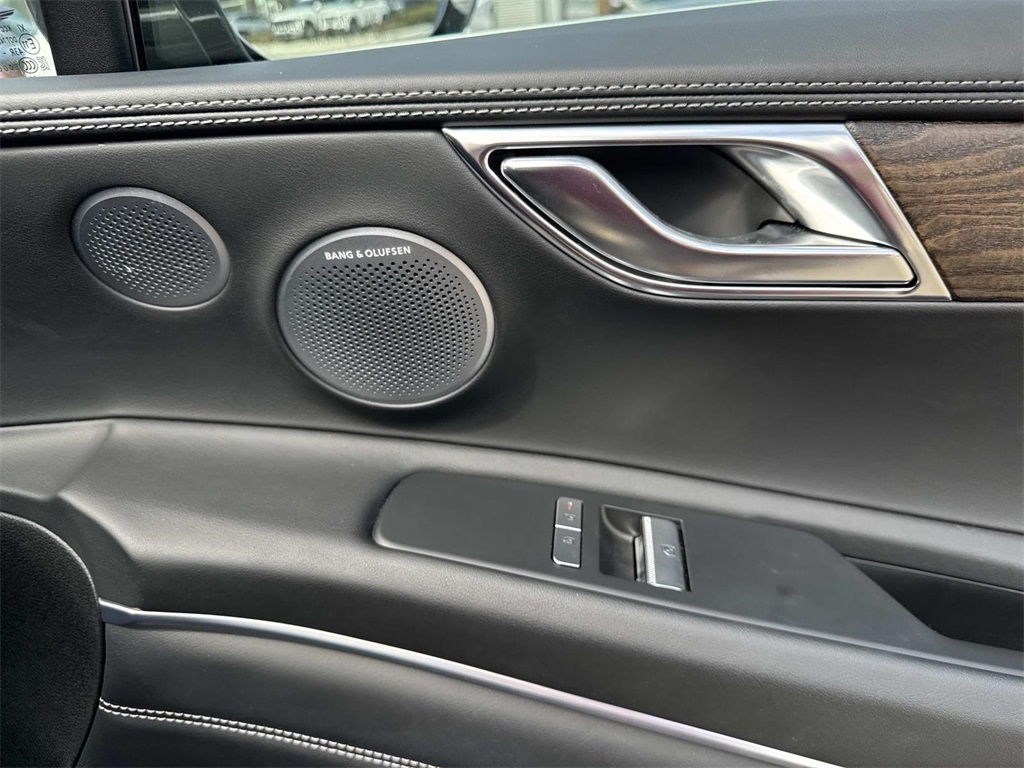 2025 Genesis GV80 3.5T Advanced photo 13