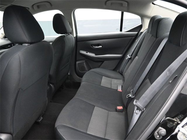2023 Nissan Sentra SV photo 9