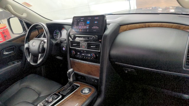 Used 2023  Nissan SL image 28