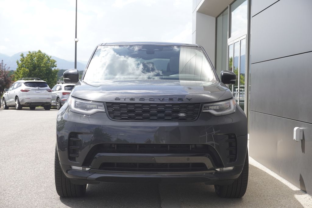 2025 Land Rover Discovery SE photo 4