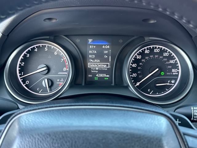 2024 Toyota Camry SE photo 9