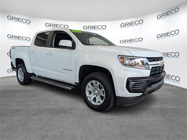 Used 2022 Summit White Chevrolet LT image 1