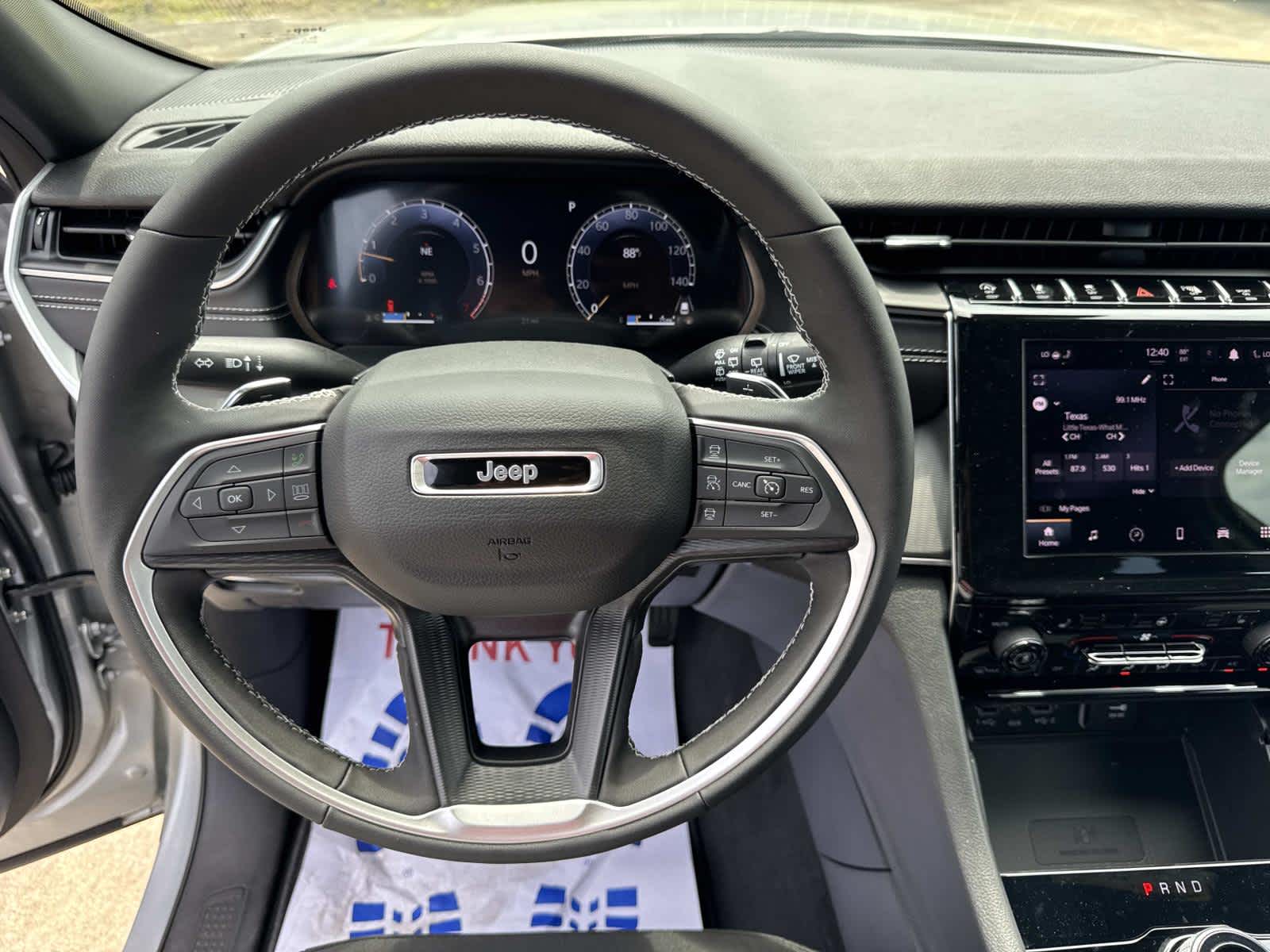 2025 Jeep Grand Cherokee Laredo X photo 35