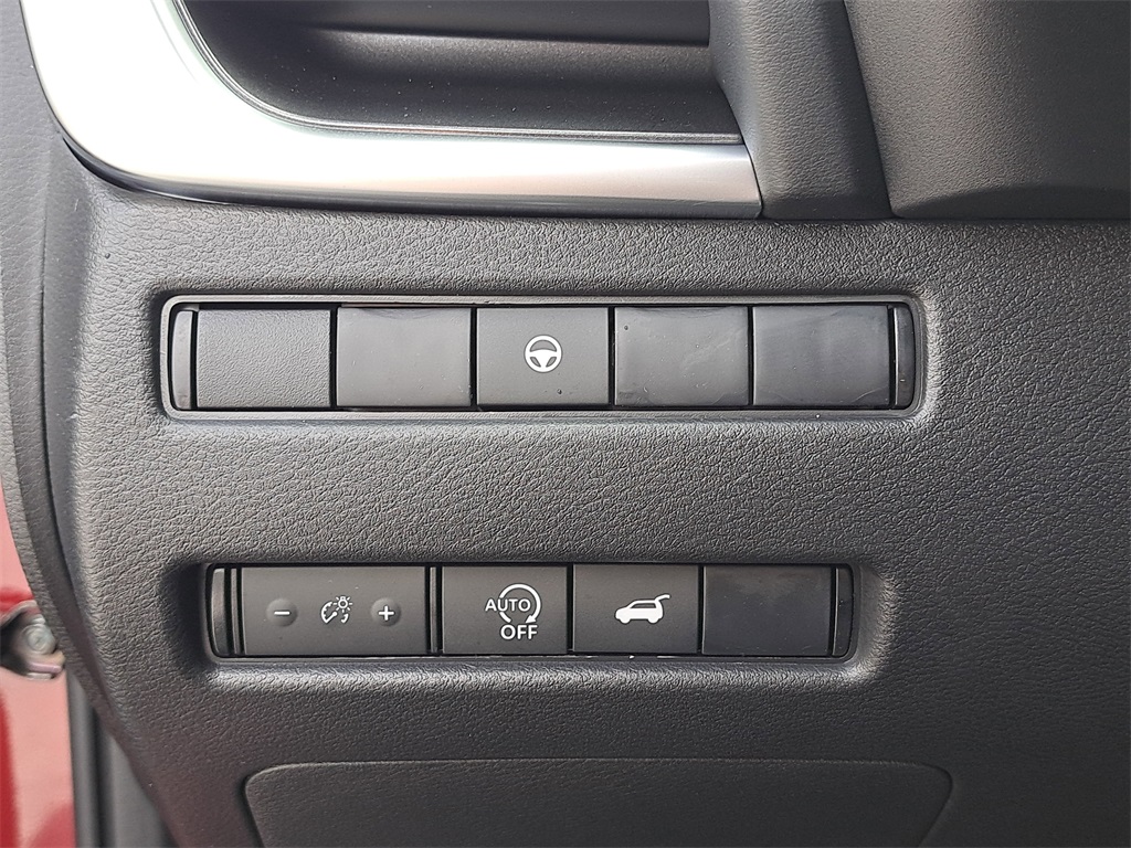 2026 Nissan Rogue SV photo 24