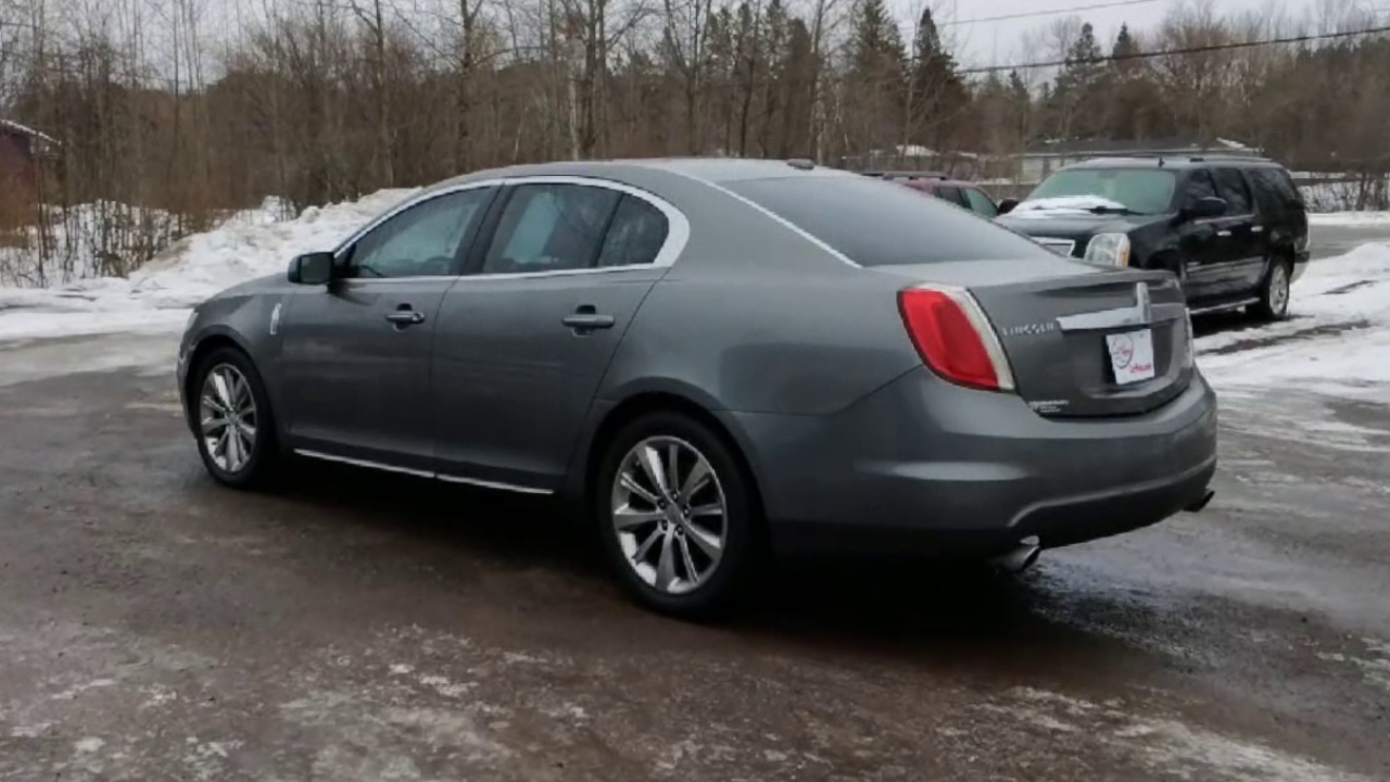 2011 Lincoln MKS Base's photo