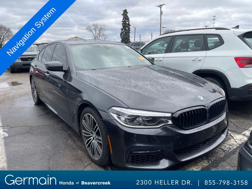 2018 BMW 5 Series 530e's photo