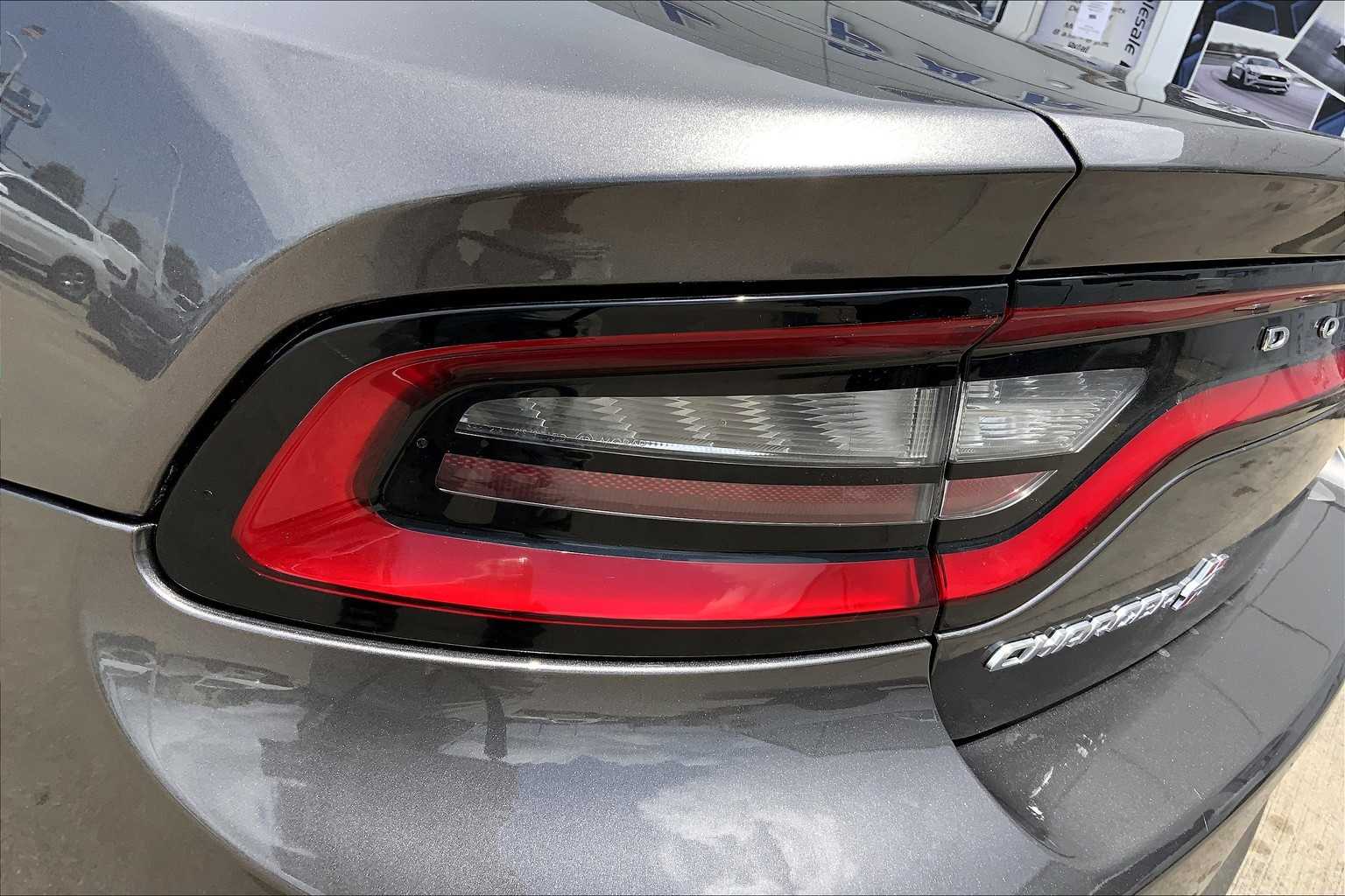 2022 Dodge Charger SXT photo 27
