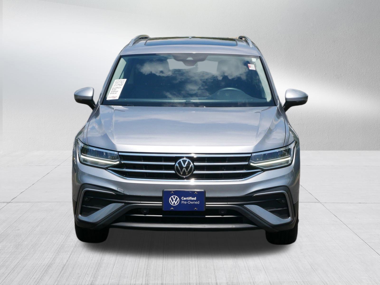 Certified 2022 Volkswagen Tiguan SE with VIN 3VV2B7AX6NM026681 for sale in Burnsville, Minnesota