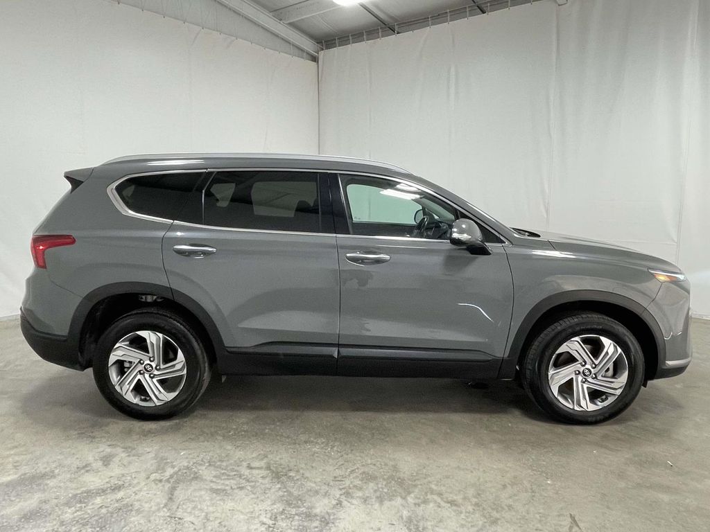 2023 Hyundai Santa Fe SEL photo 2