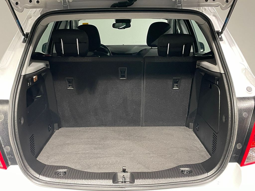 2020 Chevrolet Trax LS photo 4