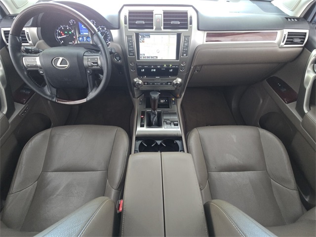 2019 Lexus GX 460 photo 9