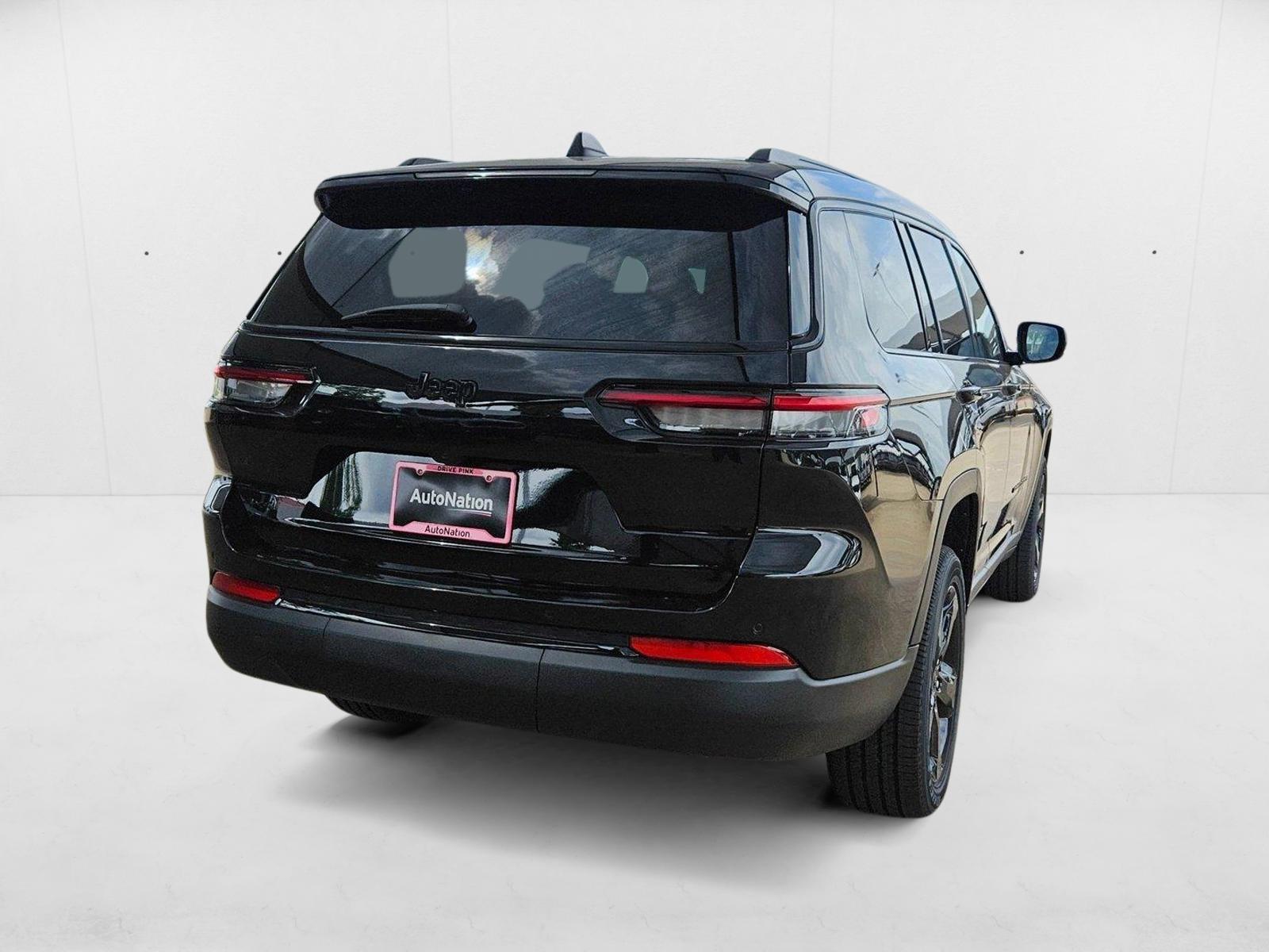 2025 Jeep Grand Cherokee Altitude X photo 2