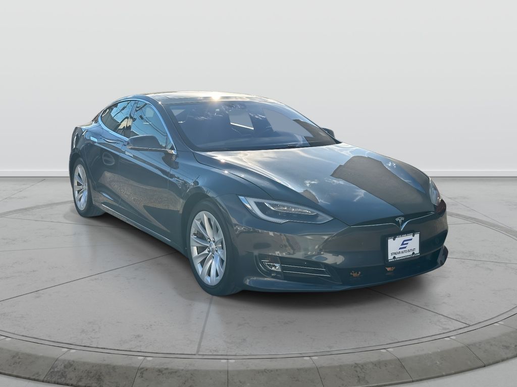 2016 Tesla Model S's photo