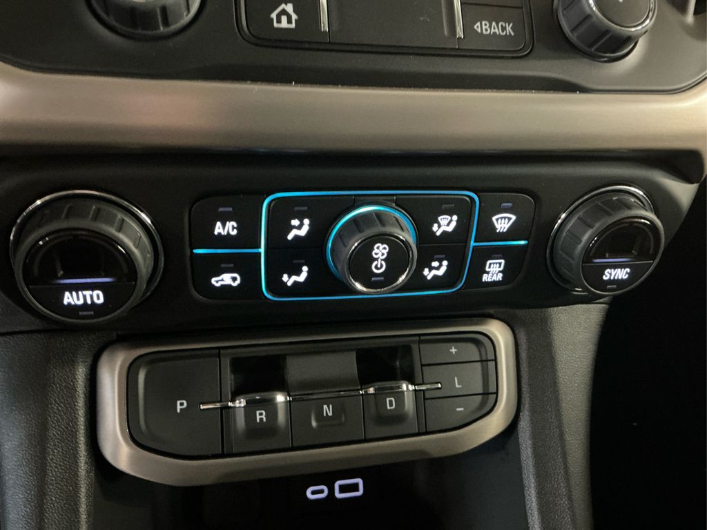2022 Gmc Acadia Denali photo 14