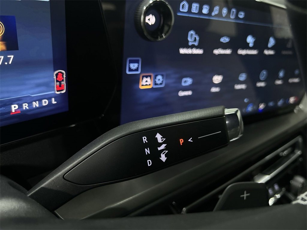 2025 Chevrolet Traverse photo 21