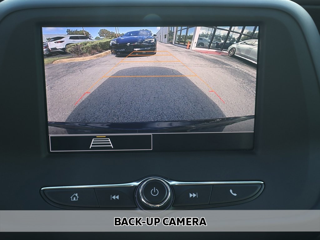 2023 Chevrolet Camaro 2LT photo 3