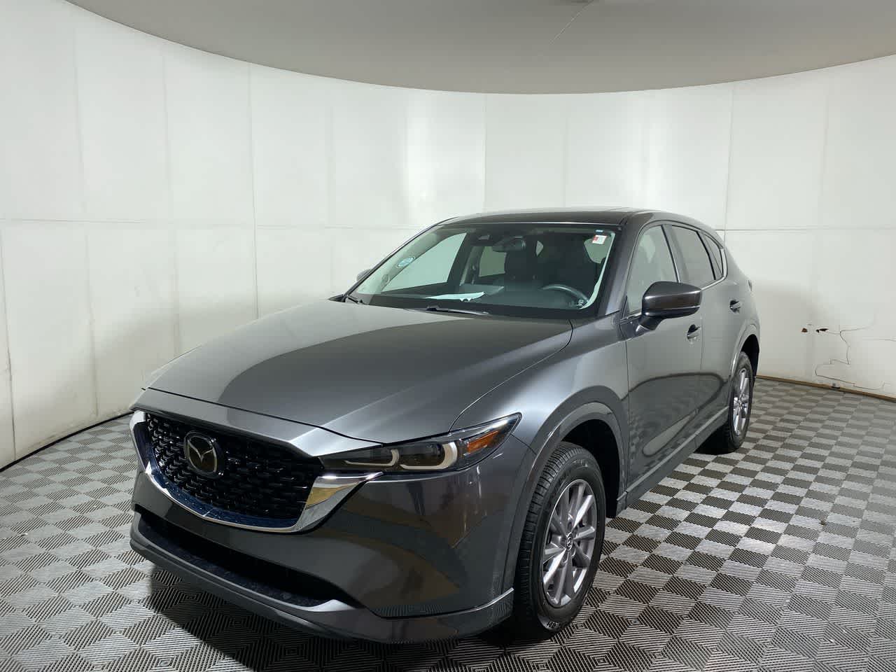 2024 Mazda CX-5 2.5 S Preferred photo 2