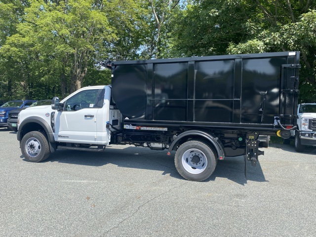 2025 Ford F-600 photo 4