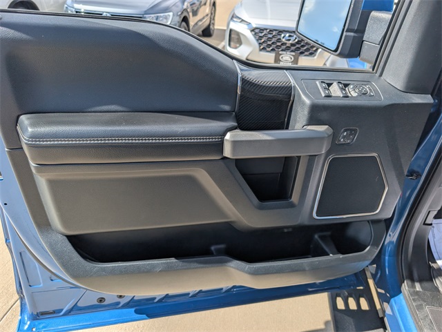 2019 Ford F-150 Raptor photo 16