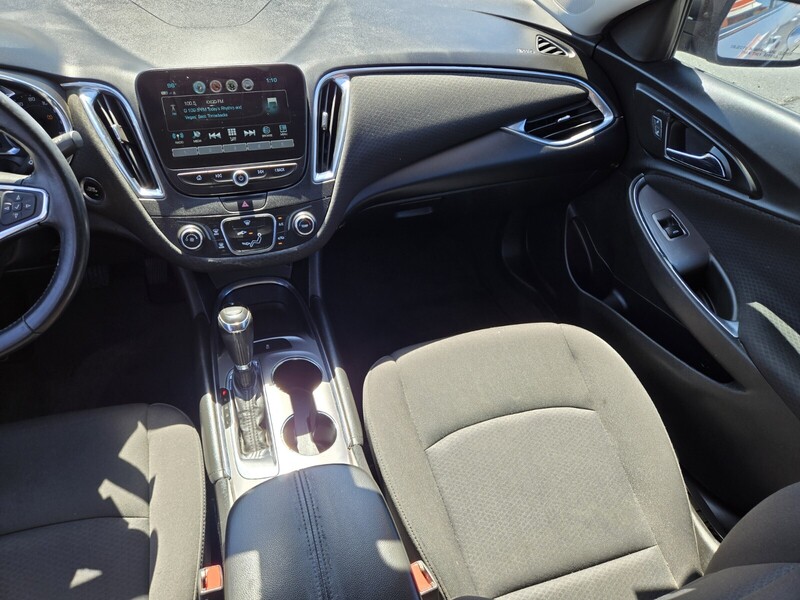 2018 Chevrolet Malibu 1LT photo 10