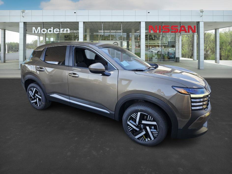 2025 Nissan Kicks SV photo 2