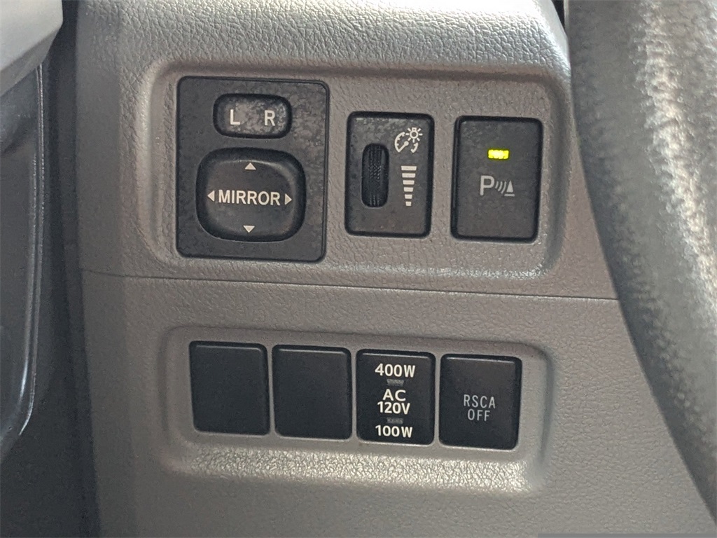 2010 Toyota 4Runner V6 photo 21