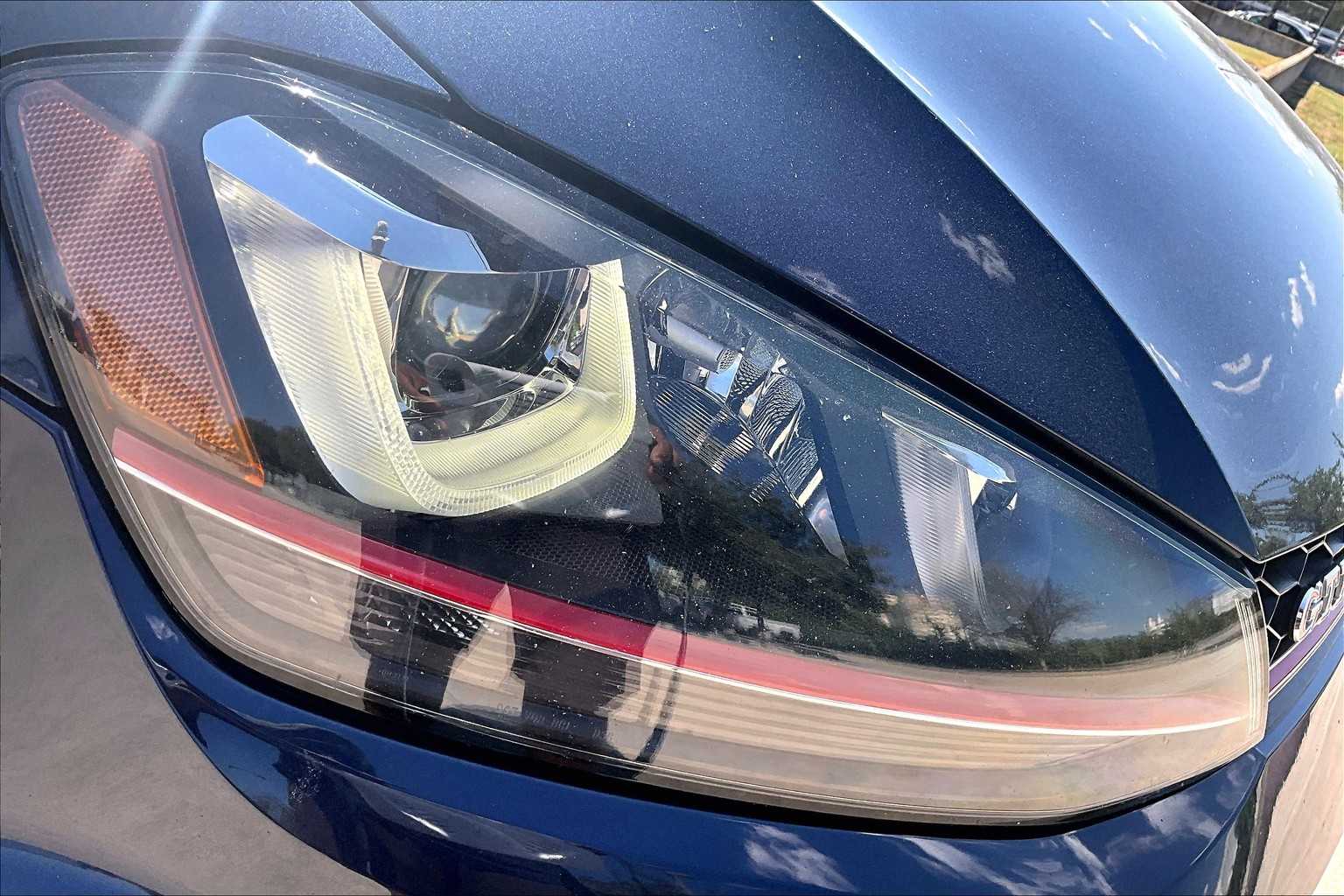 2017 Volkswagen Golf GTI Sport SE Autobahn photo 25
