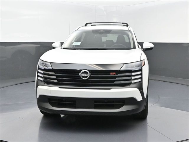 2025 Nissan Kicks SR photo 2