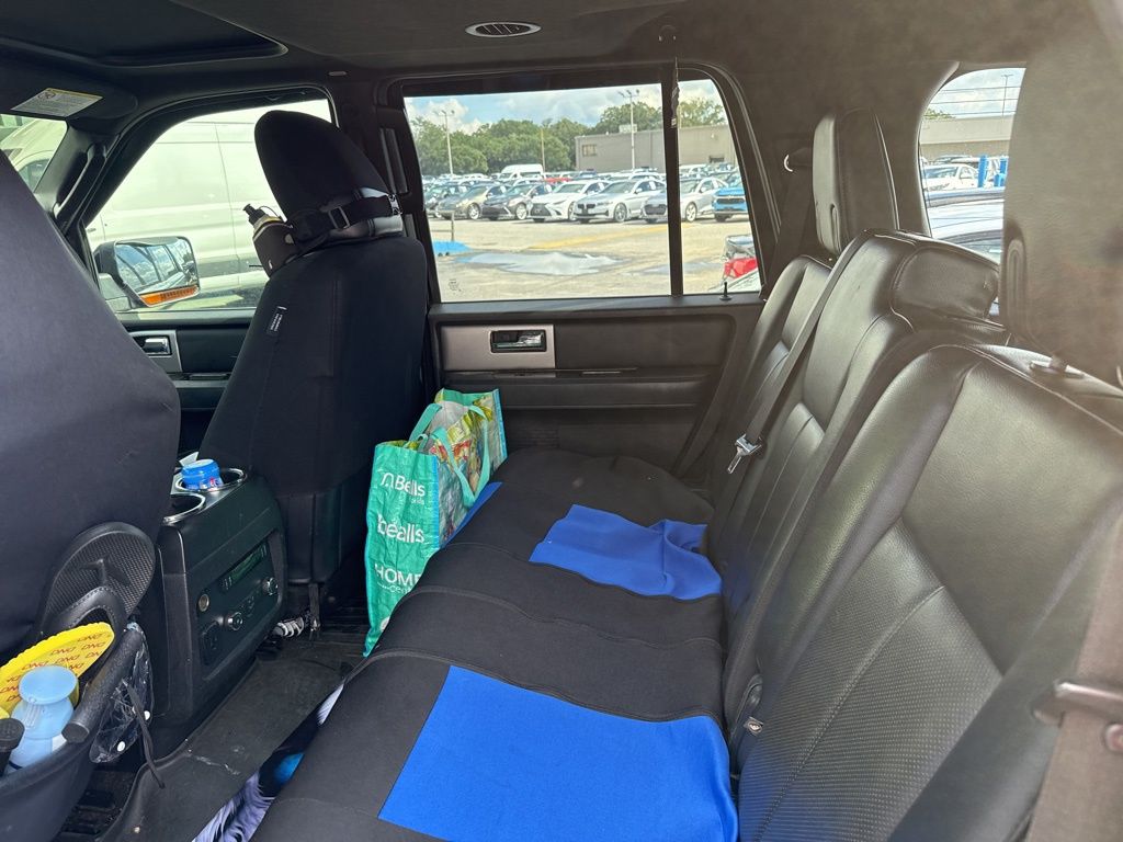 2017 Ford Expedition Limited photo 3