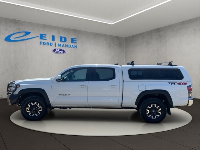 2023 Toyota Tacoma TRD Off-Road photo 2