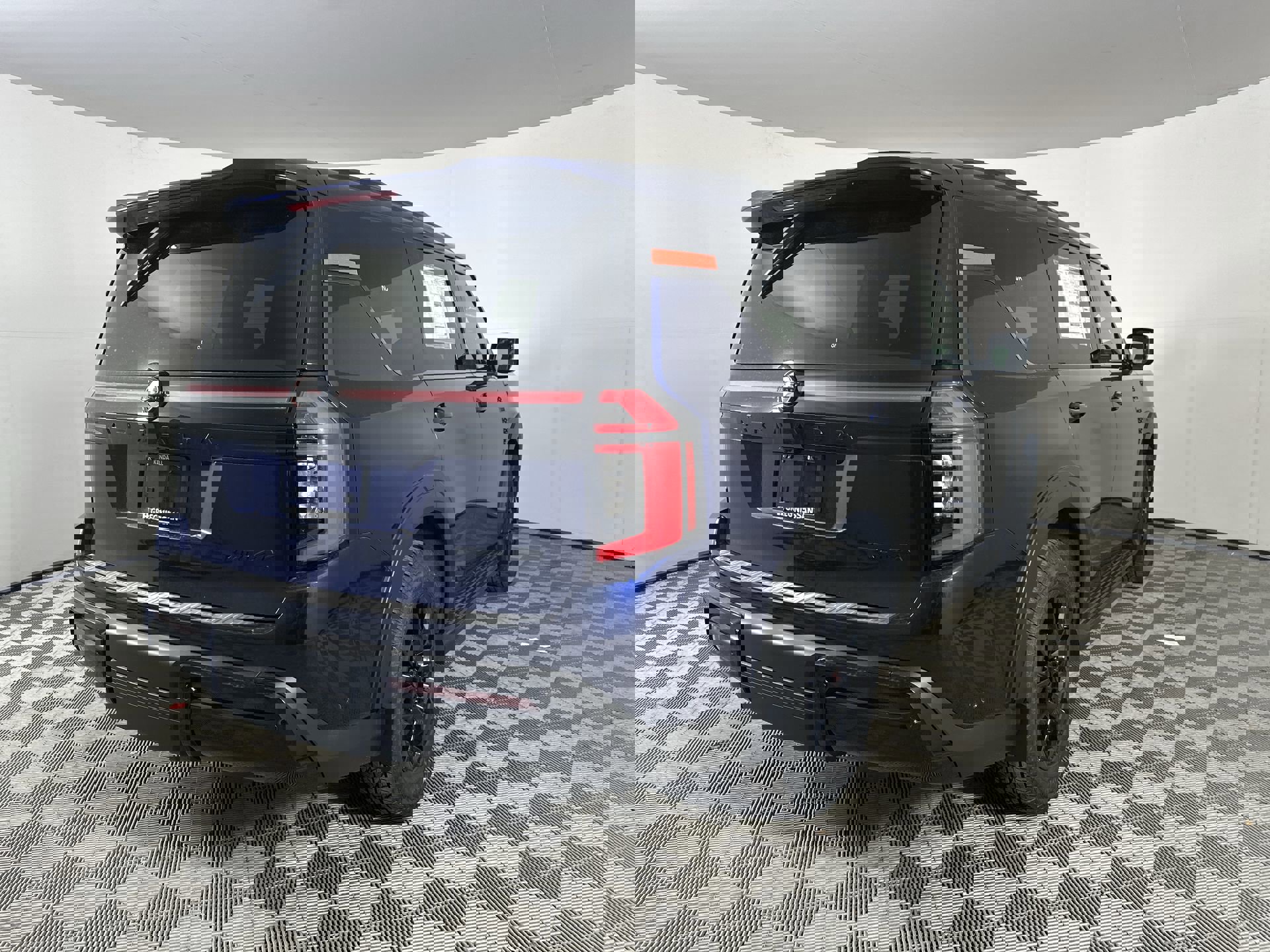 2025 Nissan Armada photo 3