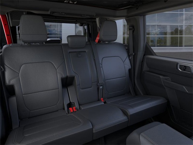 2025 Ford Bronco Badlands photo 10