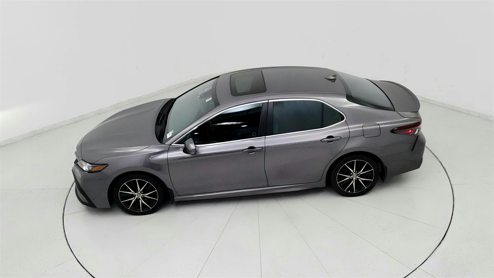 2022 Toyota Camry SE photo 15