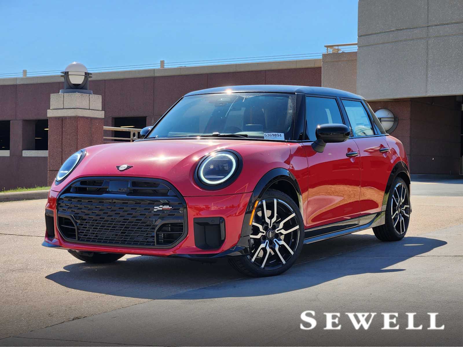 2026 MINI Hardtop 4 Door S's photo