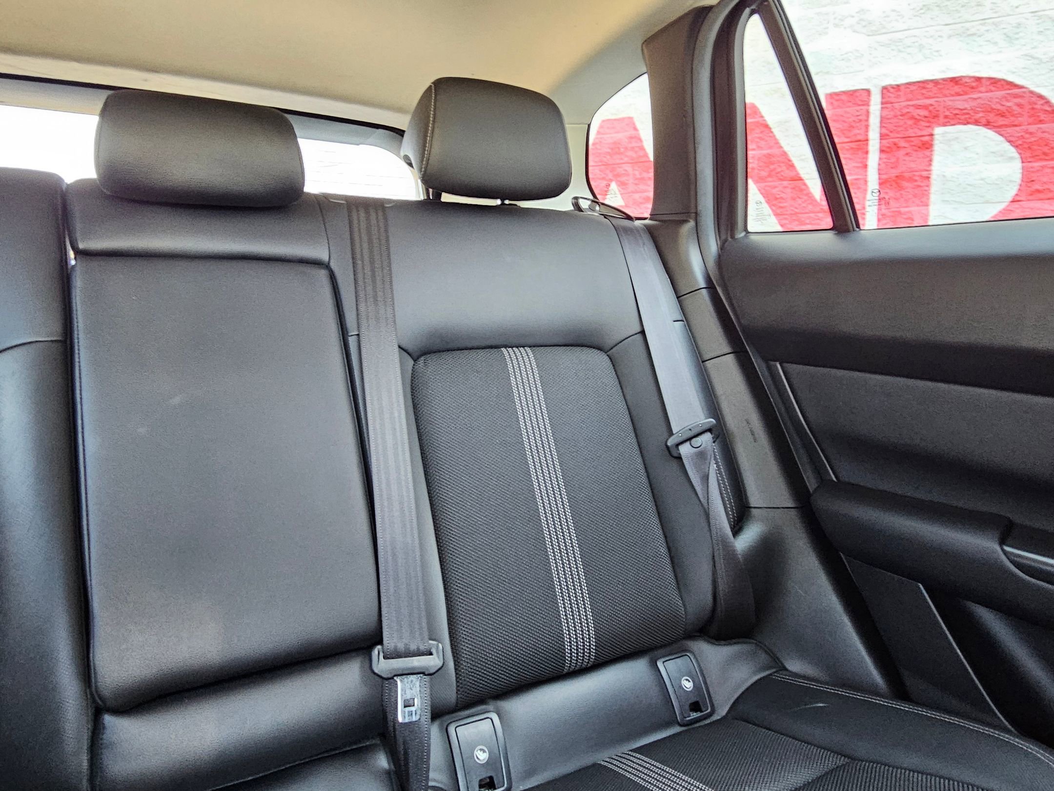 2024 Mazda CX-50 2.5 S Preferred photo 22