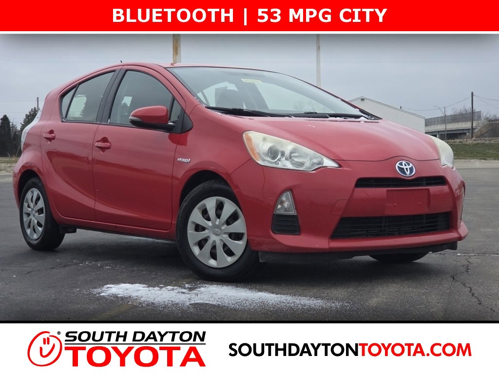 2013 Toyota Prius c Two's photo