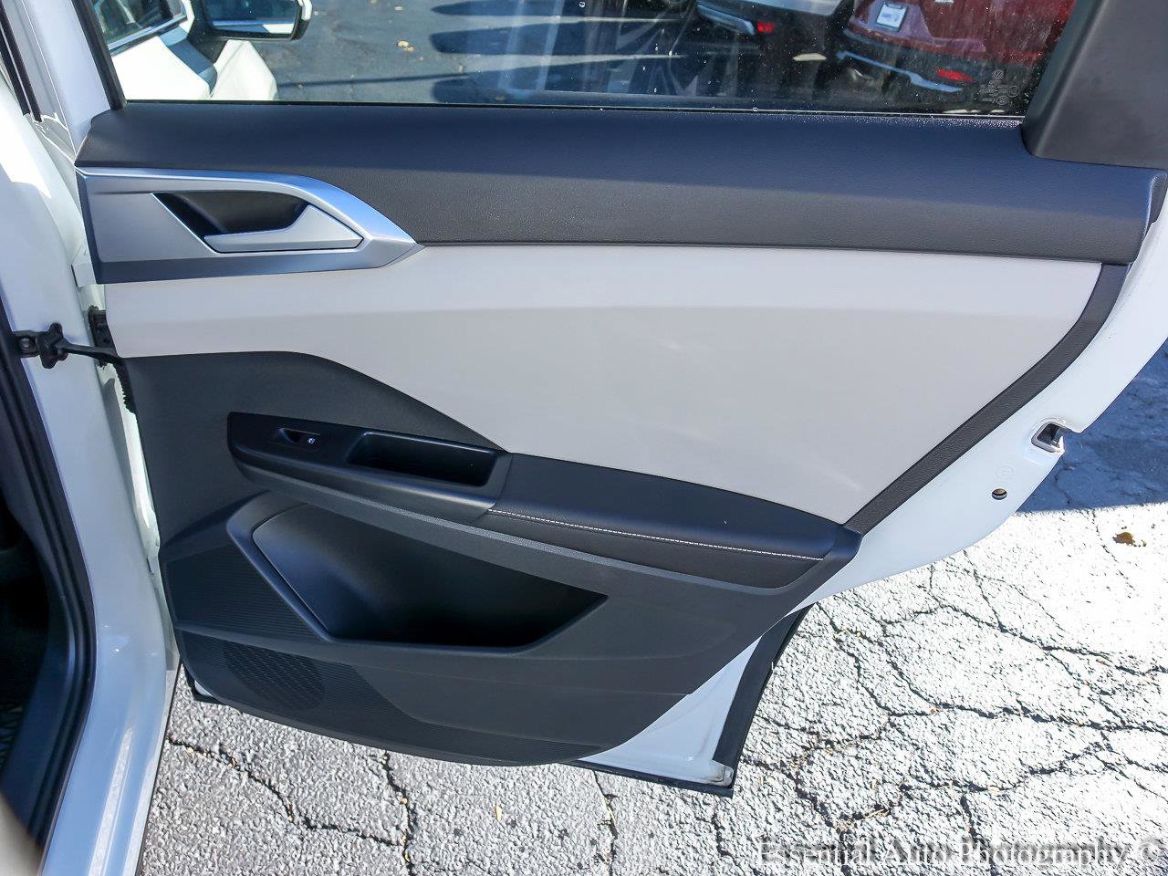 2025 VOLKSWAGEN TAOS - Image 21