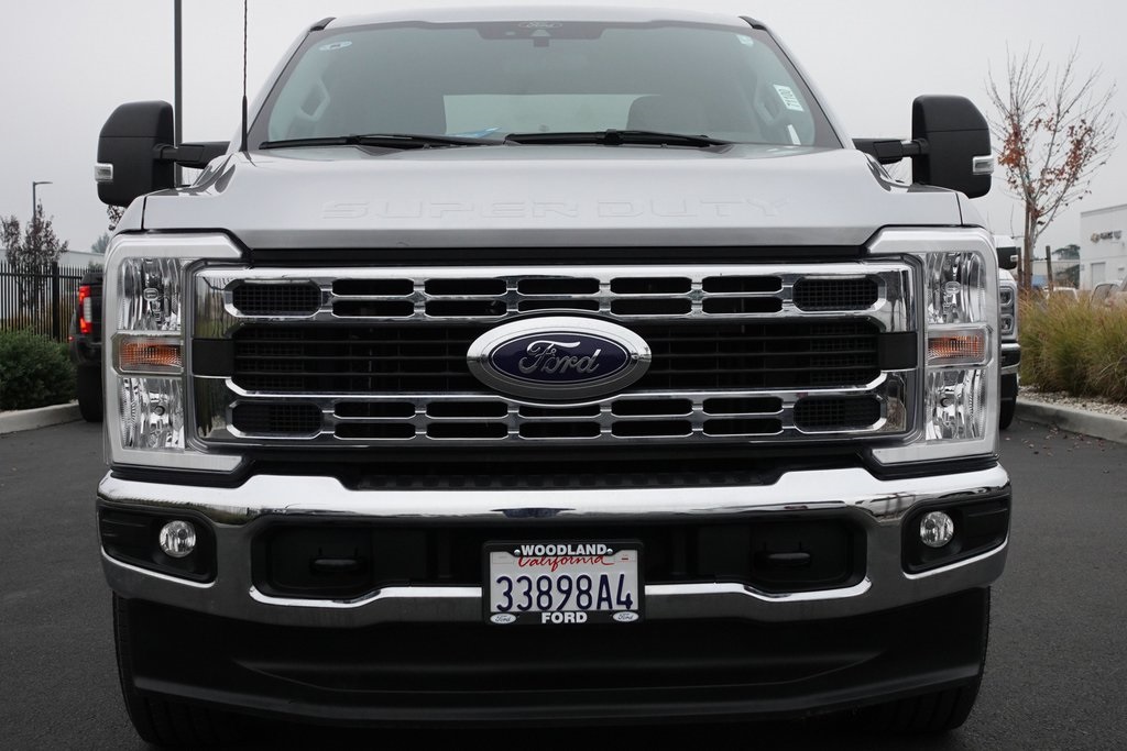 2024 Ford F-250 XLT photo 3