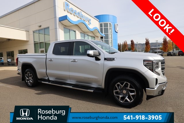 2022 GMC Sierra 1500 SLT's photo