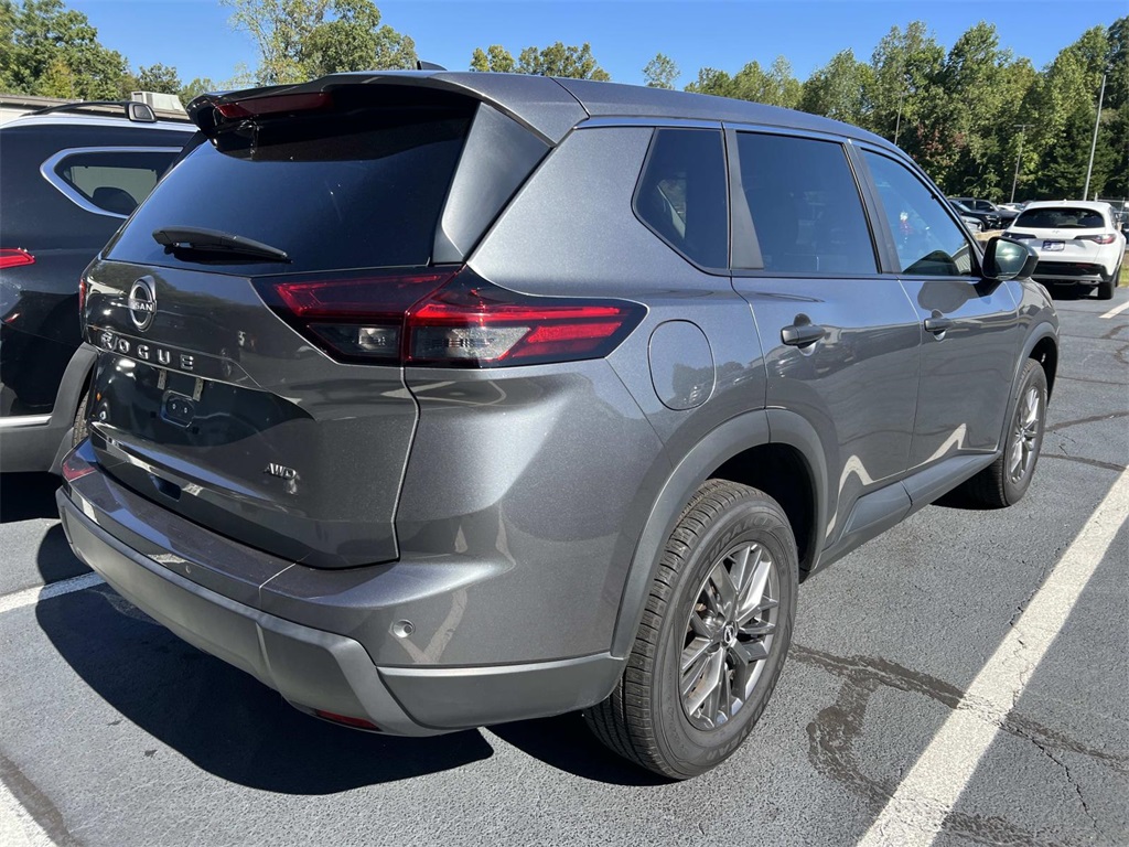 2024 Nissan Rogue S photo 3