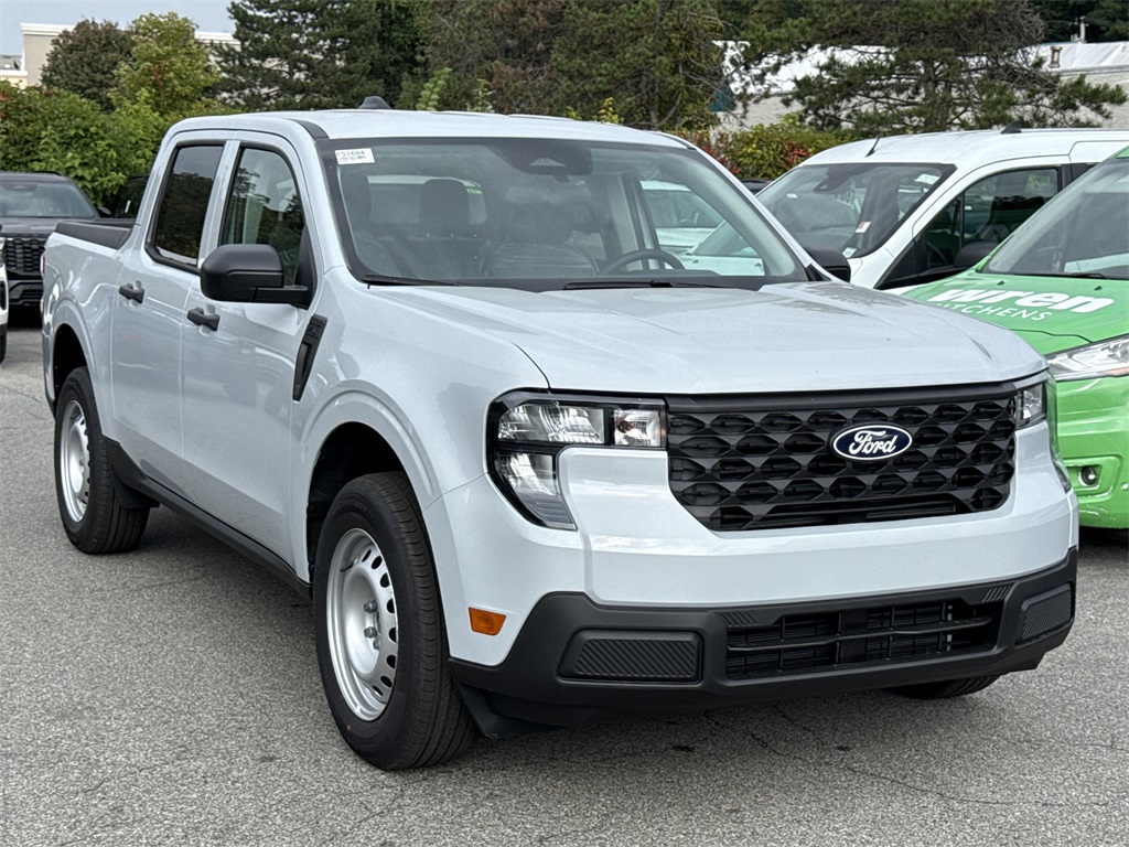 2025 Ford Maverick XL's photo