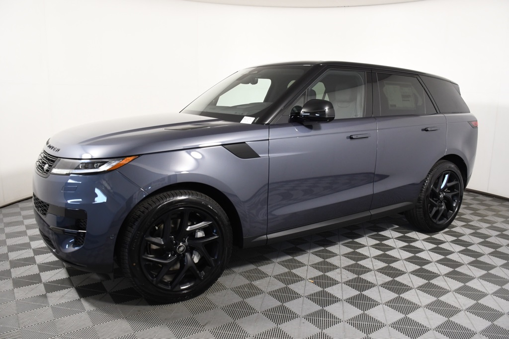 2025 Land Rover Range Rover Sport SE photo 2