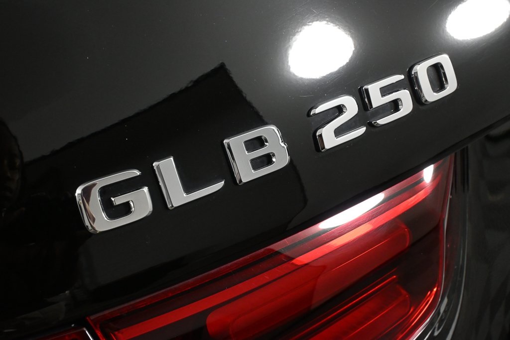 2024 Mercedes Benz GLB 250 photo 23