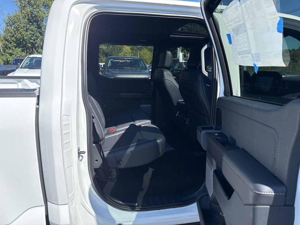 2025 Ford F-150 Lariat photo 21