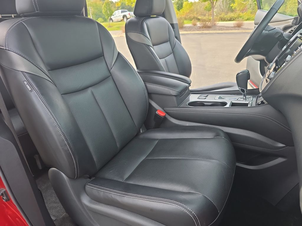 2020 Nissan Murano SL photo 9